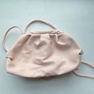 Pink cloud purse. Used pink cloud purse. Dumpling purse.